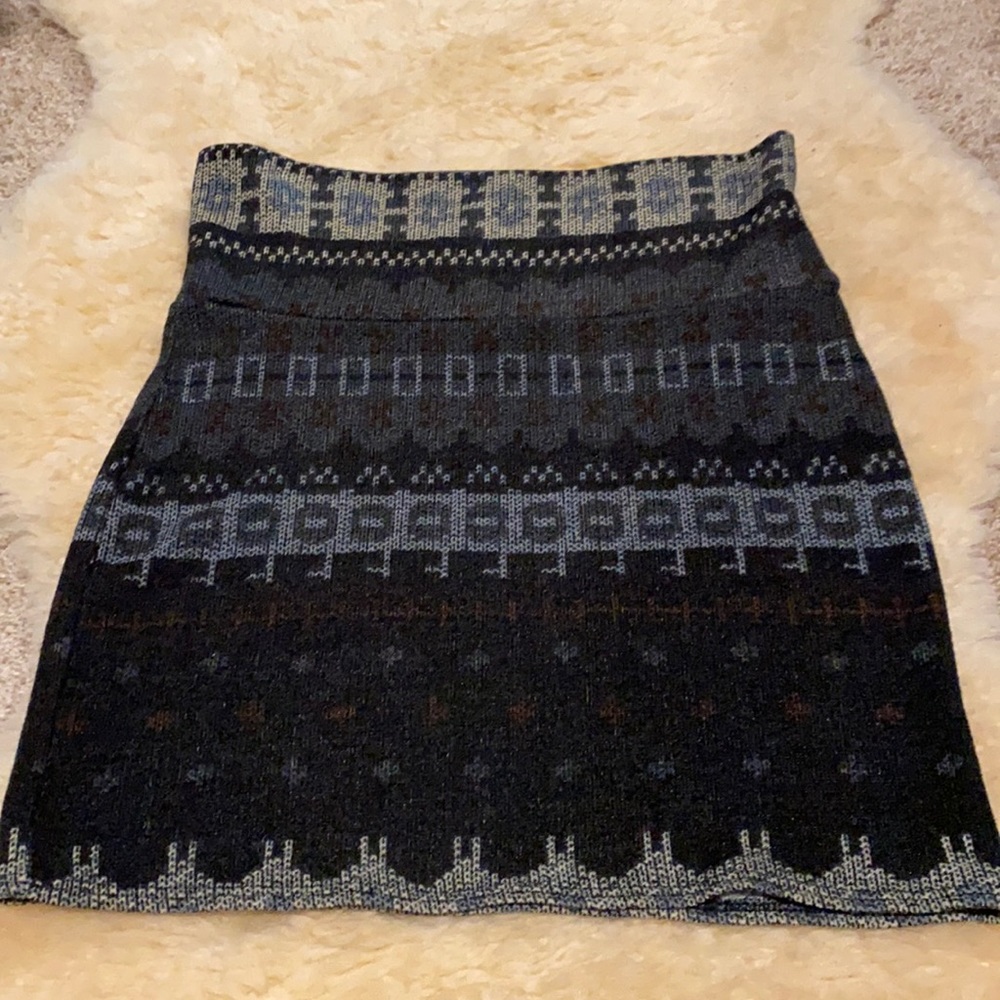 Aztec Print Sweater Mini Skirt